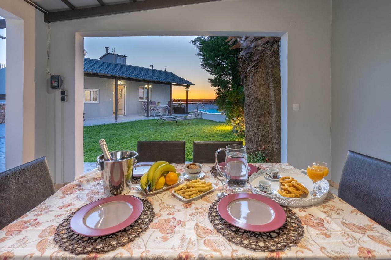 Fontana Luxury Villa Salakos With Pool Near Beach Eksteriør bilde